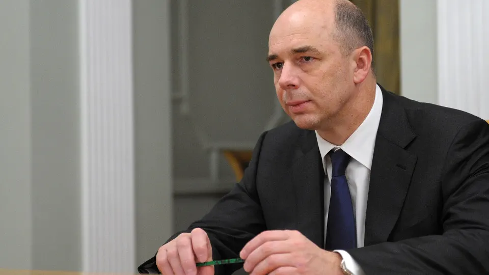 Глава Минфина заявил, что нейросети помогают оптимизировать распределение средств и используются в налоговой и таможне для выявления неплательщиков. Это происходит на фоне рекордного дефицита бюджетов по итогам 2025 года.