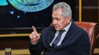 Секретарь Совбеза РФ Сергей Шойгу сравнил политику Молдовы в отношении Приднестровья с ситуацией вокруг Донбасса после 2014 года, обвинил Кишинёв в блокаде региона и пригрозил, что Россия предпримет «все необходимые шаги» для защиты своих граждан.