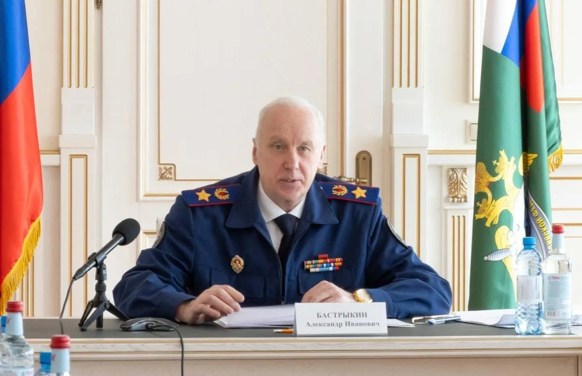 Председатель Следственного комитета Александр Бастрыкин поручил провести проверку детских книг писателя Григория Остера, в том числе сборника «Вредные советы», усомнившись в их педагогической ценности.