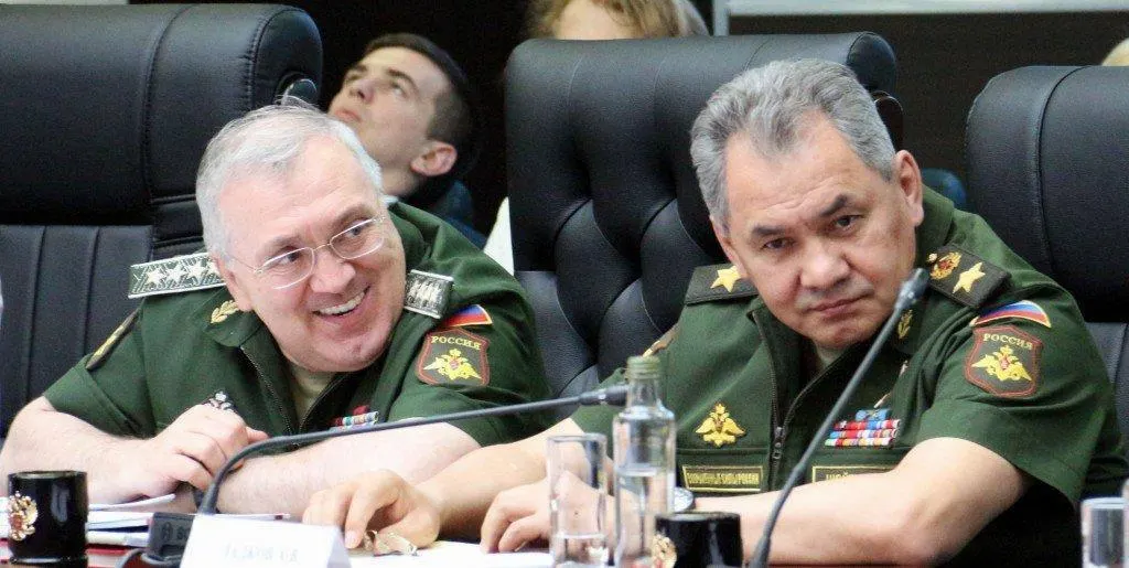 Московский суд удовлетворил иск Генпрокуратуры: в доход государства обращены деньги, недвижимость и иное имущество бывшего высокопоставленного чиновника и членов его семьи на сумму 5,5 млрд рублей.