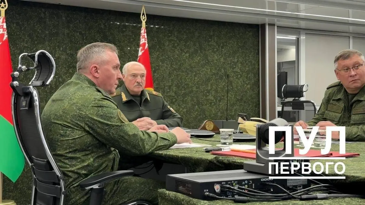 Лидеры России и Беларуси совместно с военными подвели итоги трёхдневных учений: объекты проверили, учения проходят регулярно, а в мире усиливается обсуждение ядерных гарантий и размещения оружия.