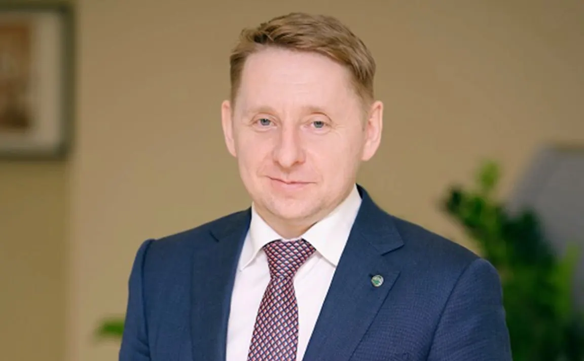 Минфин США в своем пресс-релизе сообщил о снятии санкций с Сергея Мальцева и с уроженки Екатеринбурга Ольги Райкес; часть связанных компаний остаётся в санкционных списках и теперь связывается с другими лицами.