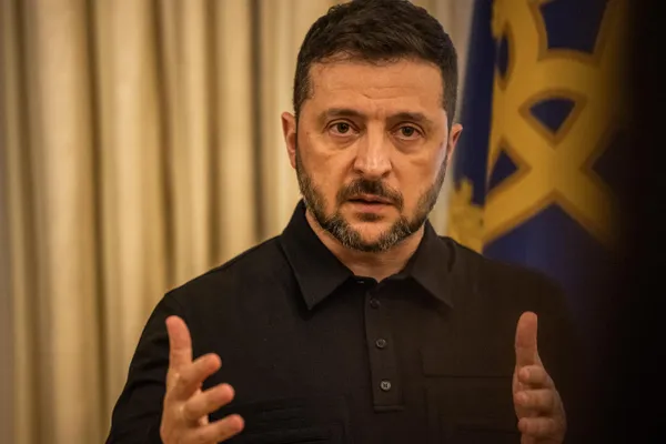 Краткий пересказ ответа главы государства на предложение о личной встрече для завершения конфликта: президент назвал письмо грубым, заявил, что переговоры нужны только при наличии реальных договорённостей, и призвал ориентироваться на бойцов на фронте.