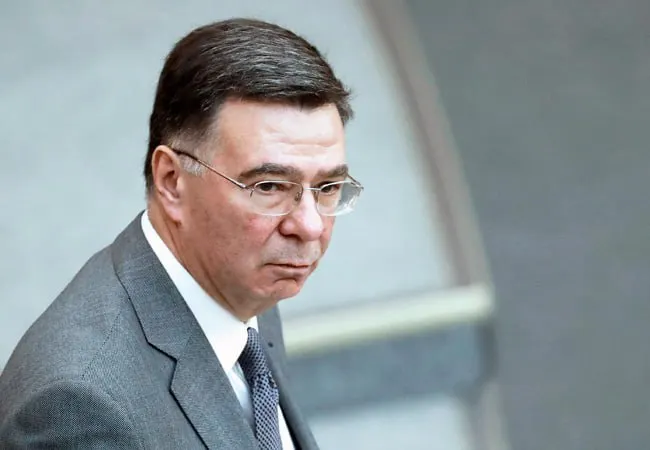 Замминистра иностранных дел Александр Панкин на Петербургском международном экономическом форуме заявил, что российская экономика демонстрирует устойчивость и не сводится к роли «бензоколонки».