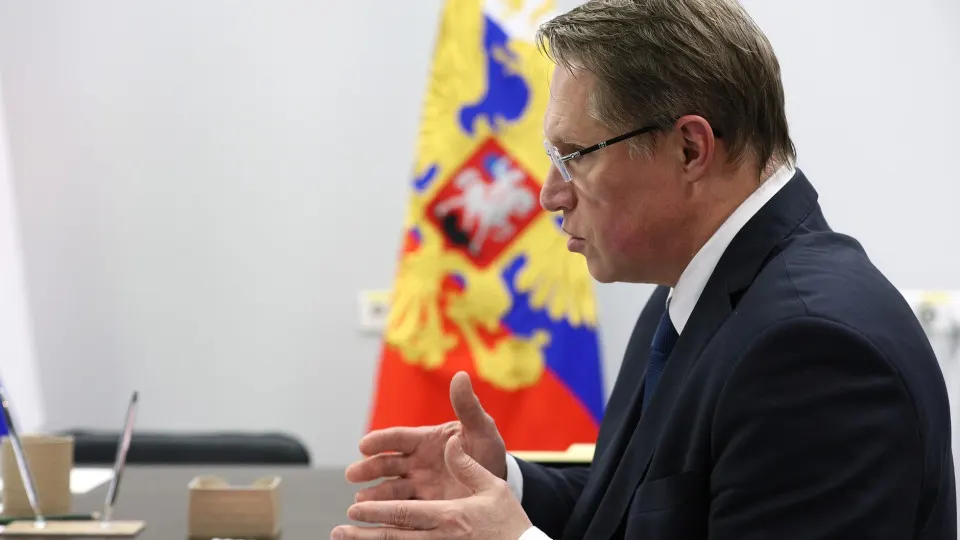 Министр здравоохранения сообщил о переходе большинства ординаторов на целевые договоры, росте приёма в медицинские программы и реформах с обязательной отработкой для выпускников.