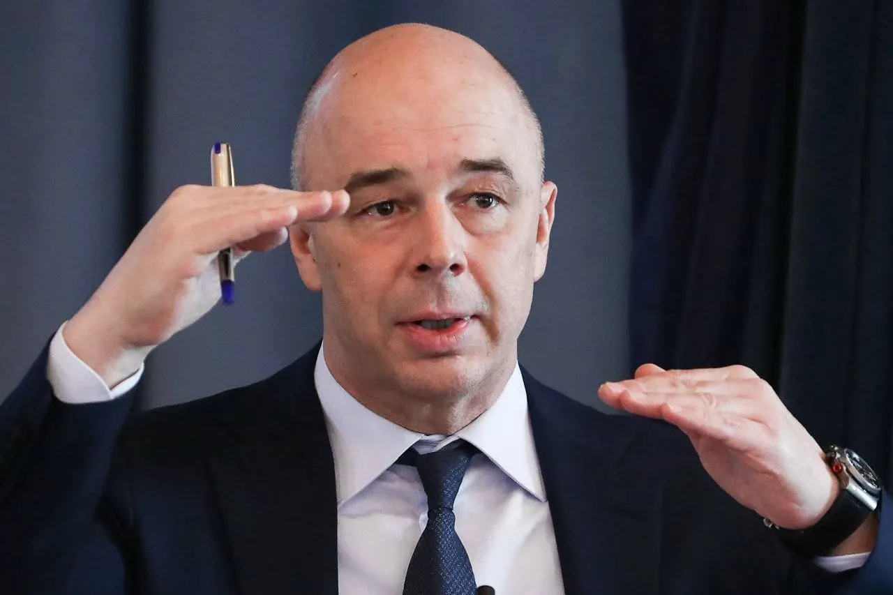 Министр финансов отметил, что несмотря на рост налогов, угрозы чрезмерной фискальной нагрузки удалось избежать; он также заявил о достижении финансового суверенитета России.