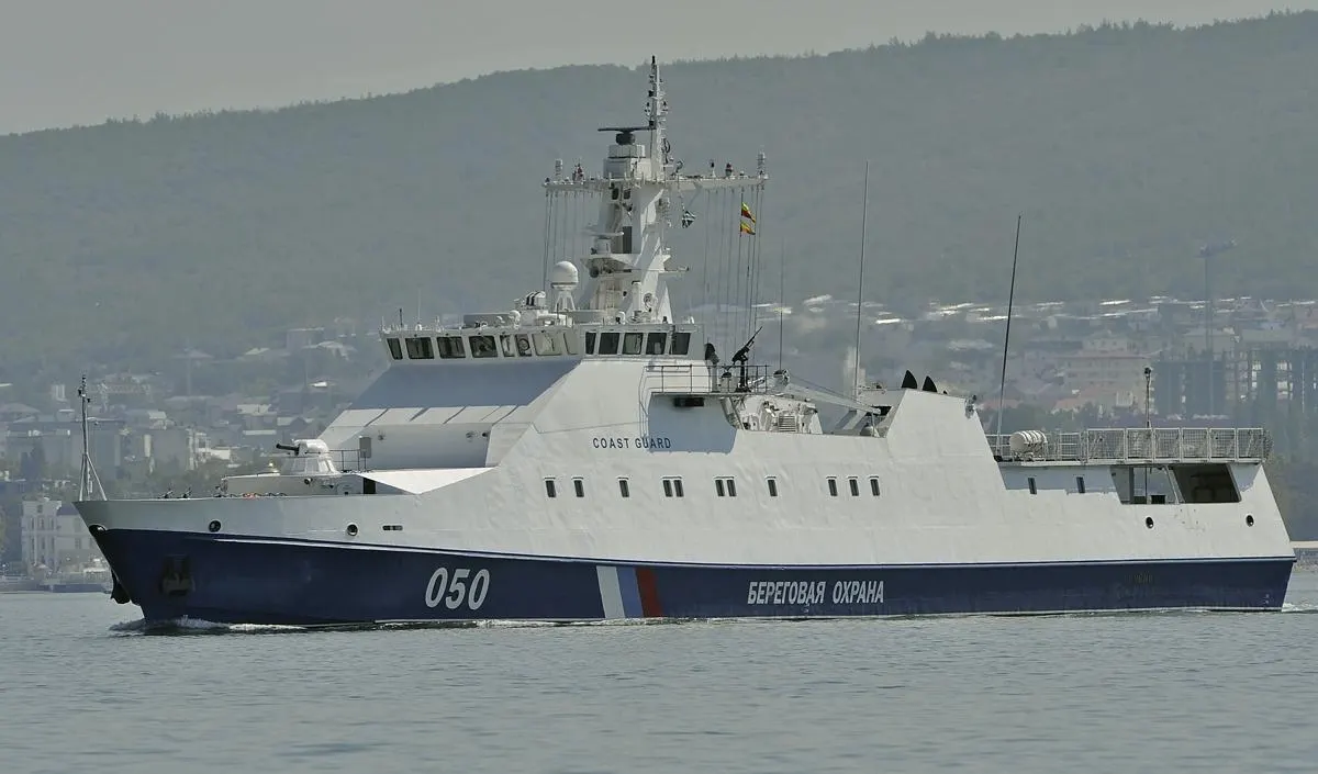 Морской беспилотный комплекс «Сарган-3000» поразил пограничный сторожевой корабль 2-го ранга «Изумруд» в районе Новороссийска; имеются погибшие и раненые.