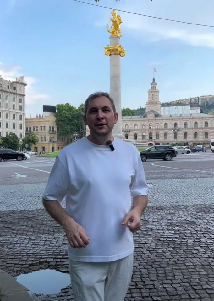 Автор крупного русскоязычного блога о Грузии, Николай Левшиц, внесён в реестр Росфинмониторинга. Сам блогер комментариев не давал.