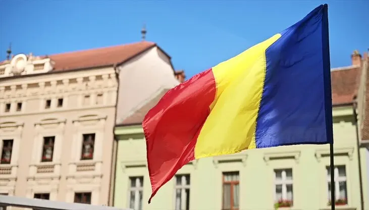 МИД Румынии заявил, что военные сбили три беспилотника, незаконно проникших на территорию страны; российскому дипломату предъявили обломки одного из дронов и потребовали покинуть страну, румынского посла в Москве отозвали для консультаций.