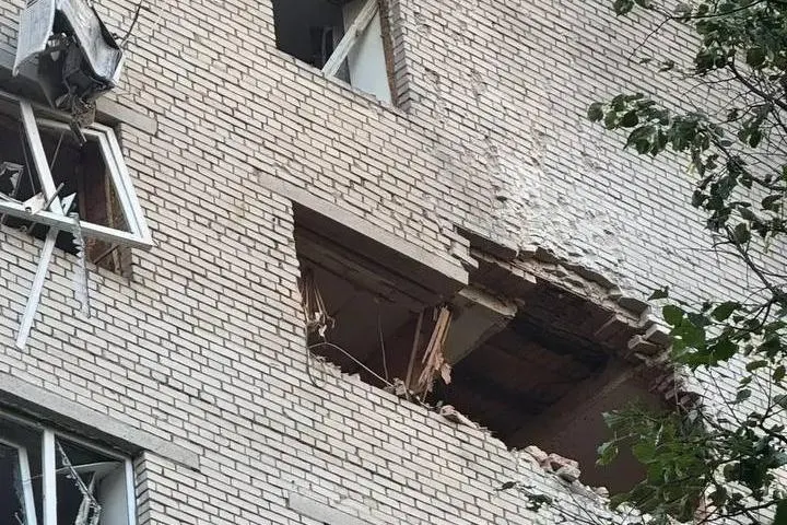 Ночью 13 июля в посёлке Пионерский городского округа Истра (Московская область) упал беспилотник: по словам губернатора Андрея Воробьёва, три человека погибли, ещё пятеро получили ранения, загорелись пять частных домов.