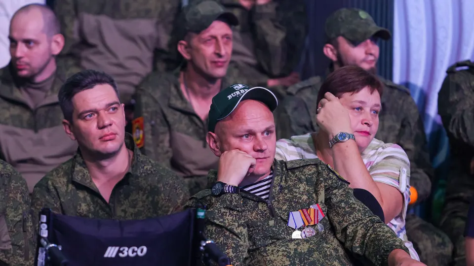 Исследование показывает, что возвращающиеся участники СВО сталкиваются с различиями в подходах работодателей: регионы вводят квоты, а бизнес осторожно оценивает риски и потенциал найма.