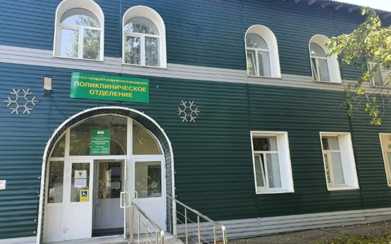 Депутат от Новосибирской области предложил освободить государственные медицинские учреждения от налога на недвижимость, чтобы финансирование здравоохранения направлялось на оборудование и ремонт.