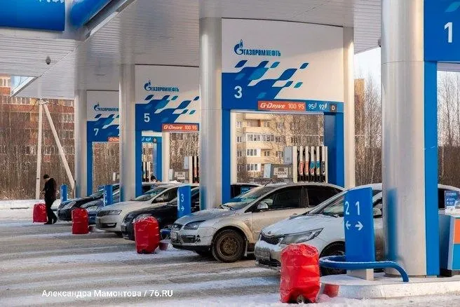 Клиентам разрешено заправляться в любом объёме, оплата после заправки доступна.