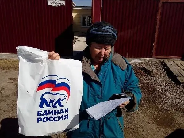 За месяц индекс счастья россиян упал на 9% — с 59 до 50; тревога в обществе достигла пика со времён мобилизации, а доля «определённо несчастливых» достигла 8%.