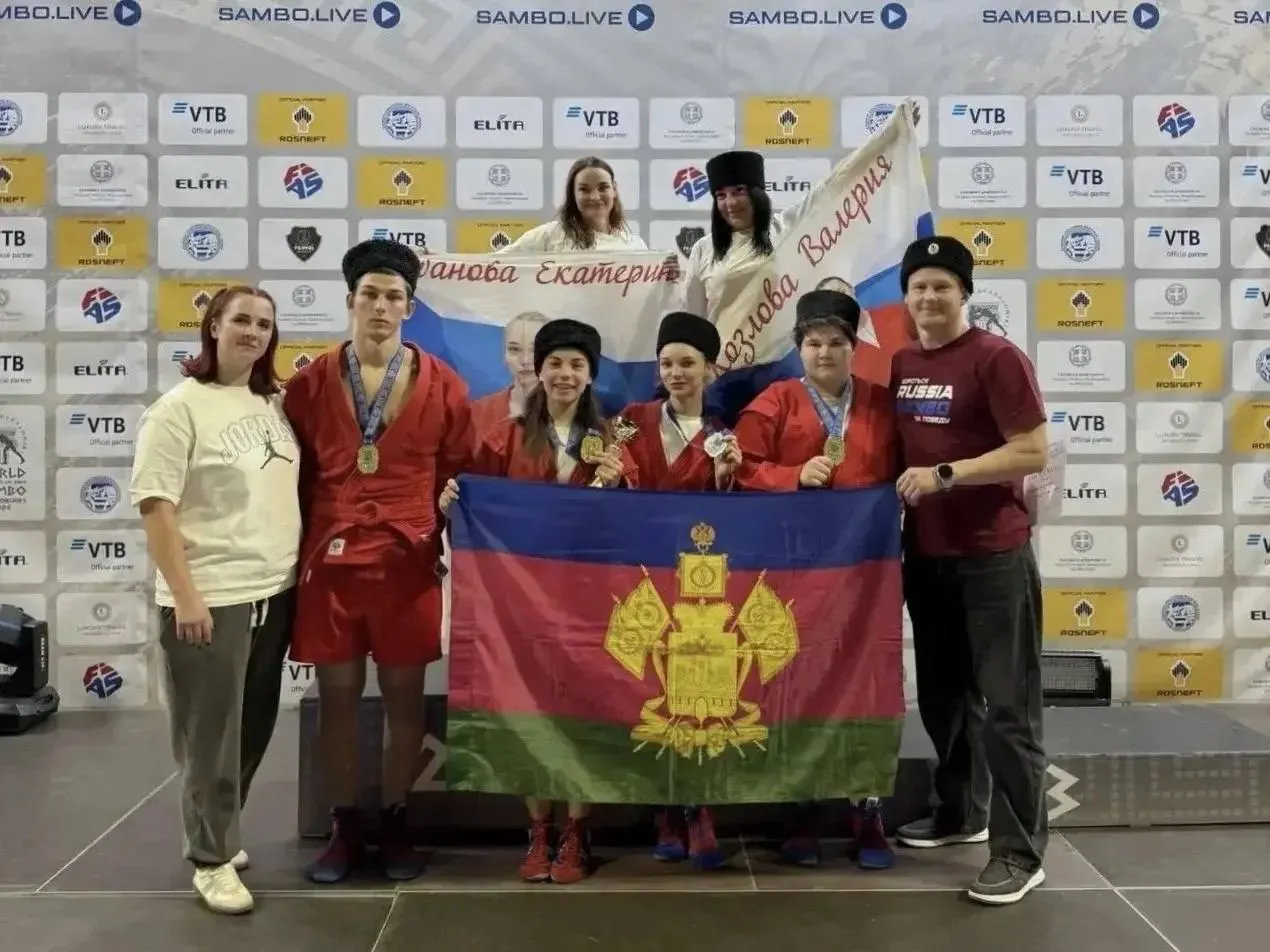 Сборная Краснодарского края выиграла семь медалей на первенстве мира по самбо, включая пять золотых, одну серебряную и одну бронзовую.