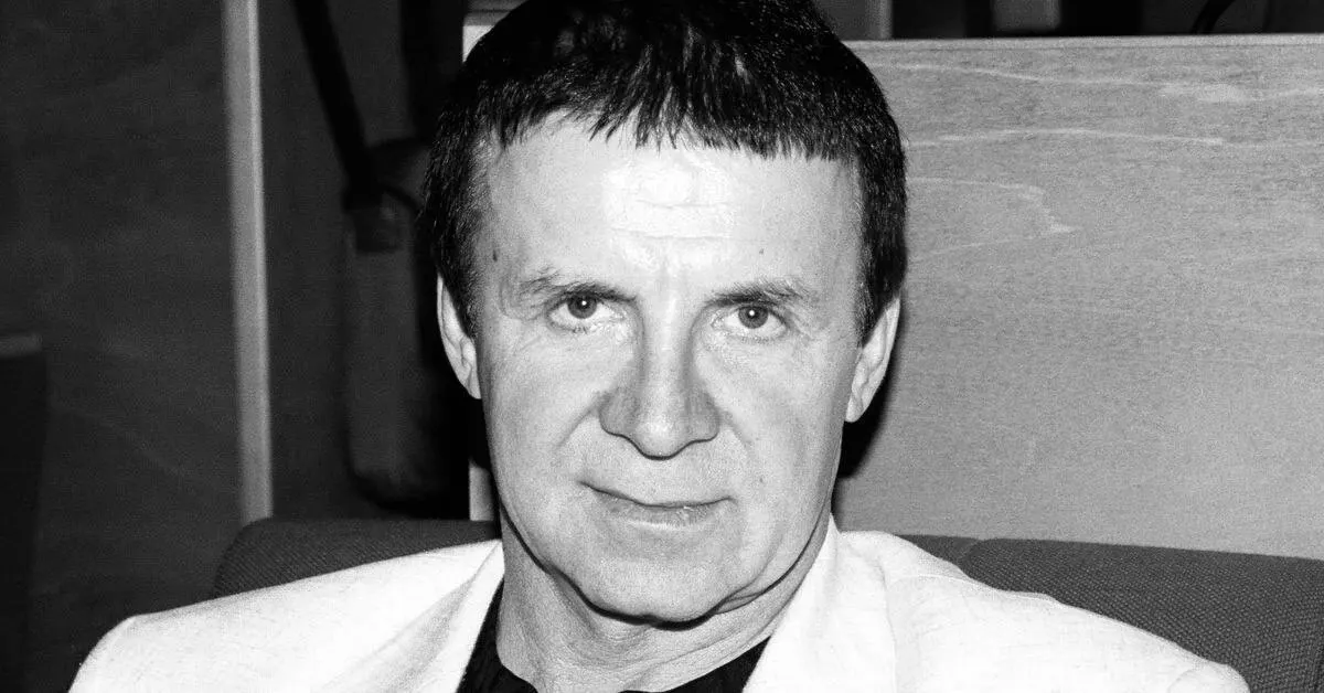 Появилось сообщение о кончине известного российского телеведущего.